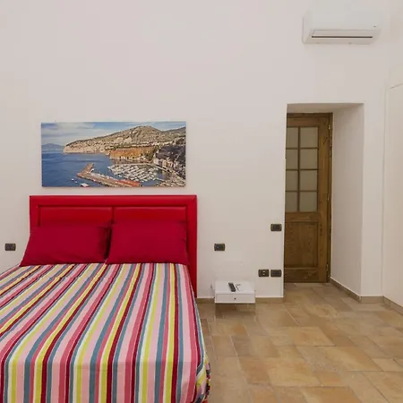 Center Luxury 2 アパート