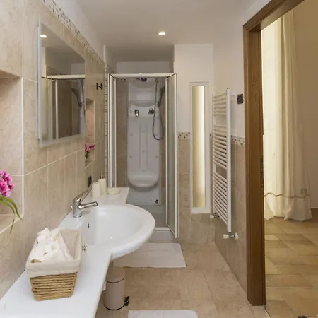 Center Luxury 2 Appartement *