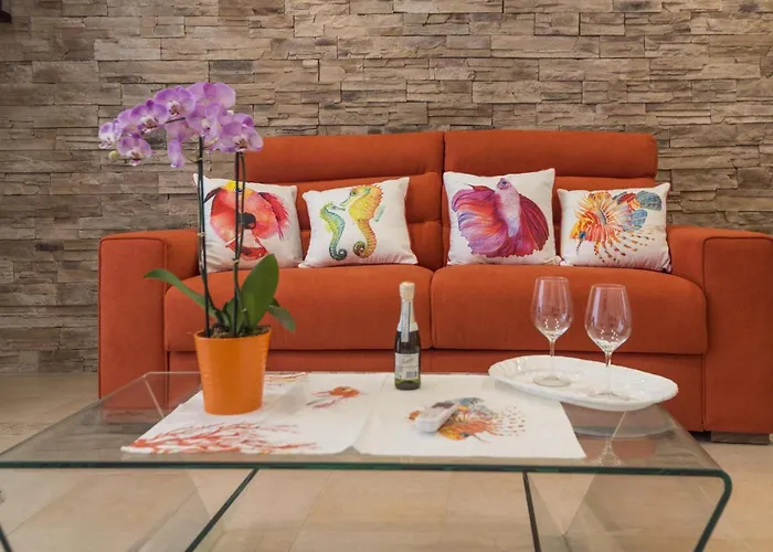 Apartamento Center Luxury 2 *